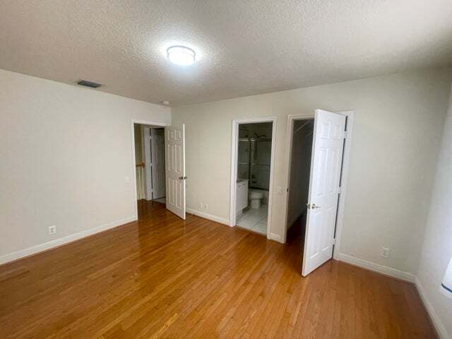 Photo - 10225 NW 60th Pl
