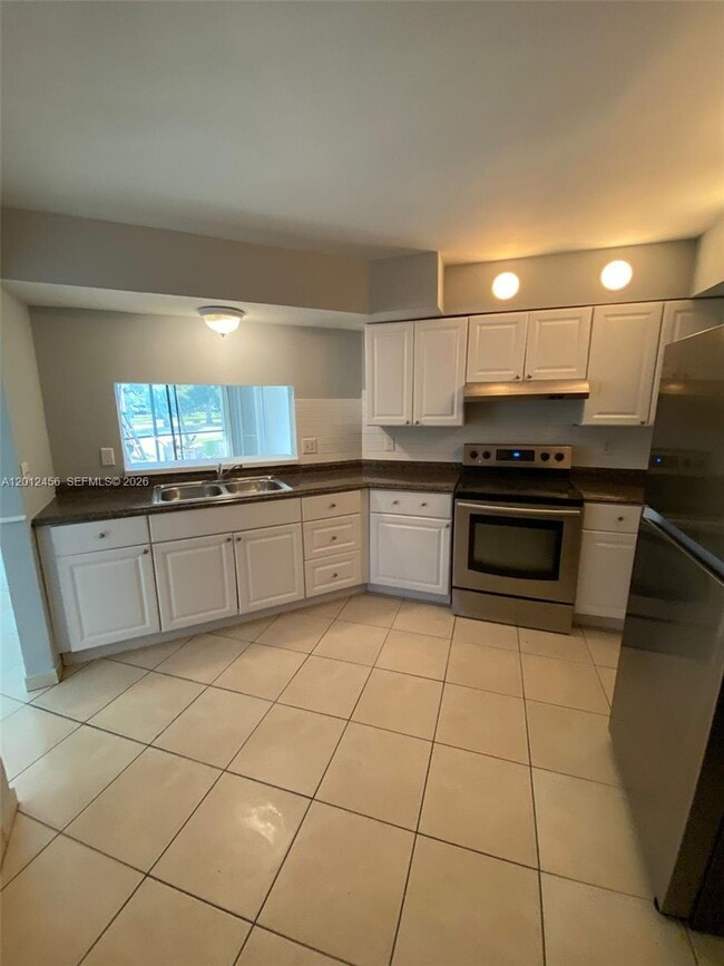 Photo - 1042 Adams Ave Unidad 1042B