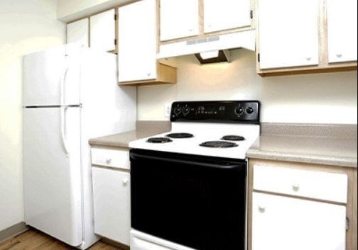 Photo - 4600 Forest Hills Ln Unit #4600