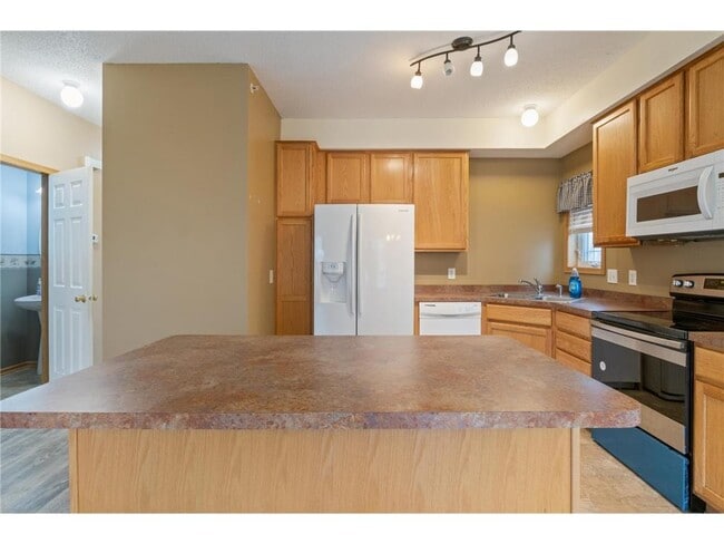 Photo - 14583 Olivine Terrace NW