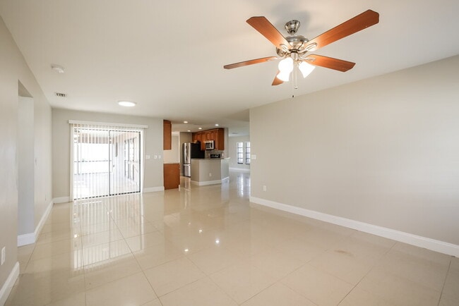 Photo - 25353 Doredo Dr