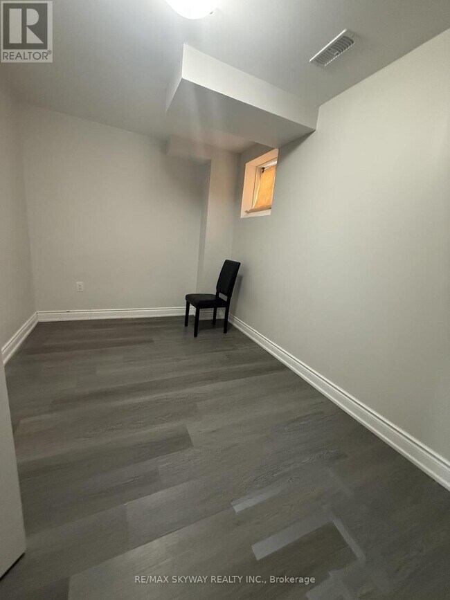 Photo - 40 Eberly Wds Dr.