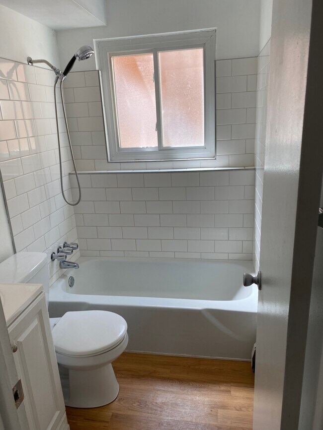 Photo - 4230 Forrest Hill Rd Unidad 2