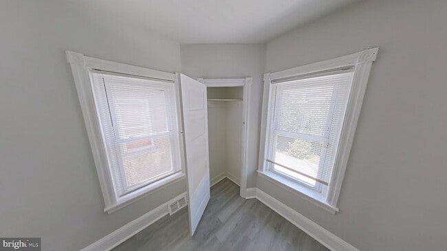 Photo - 2610 W 7th St