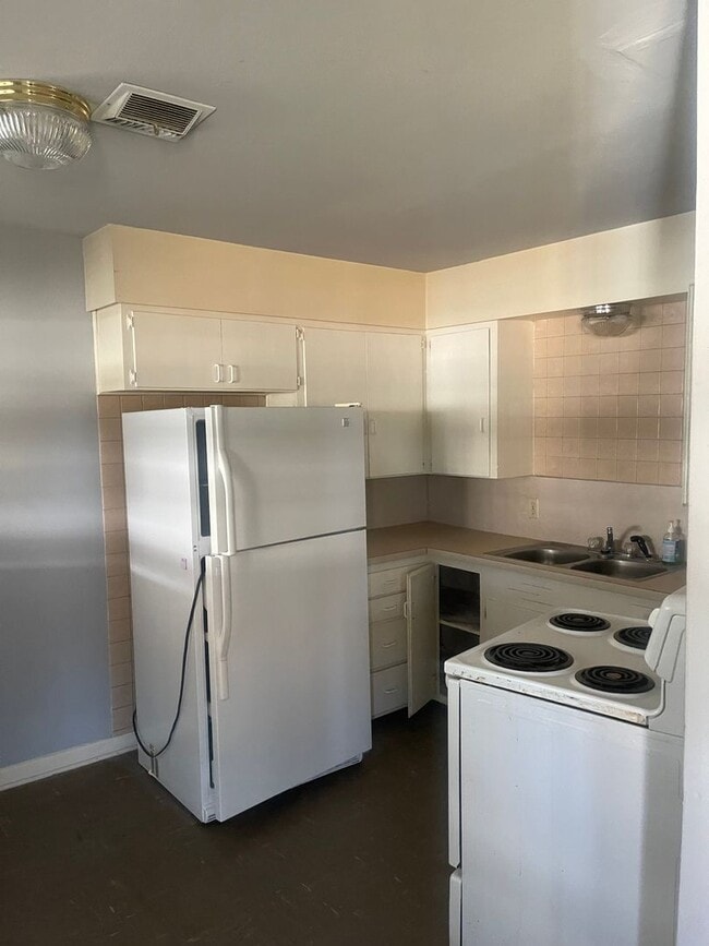 Photo - Second Chance Leasing!!