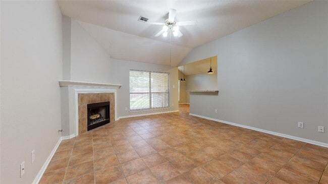 Photo - 217 Augsburg Ct