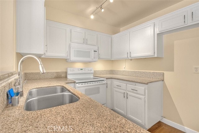 Photo - 11410 Brookshire Ave Unit 113