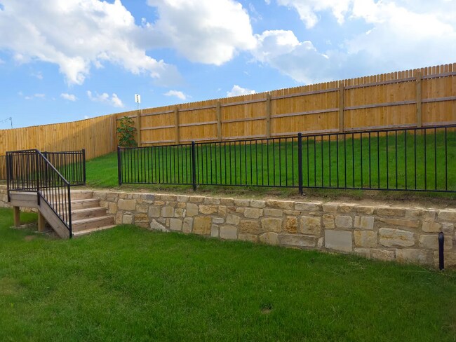 220 Brooklyn Dr