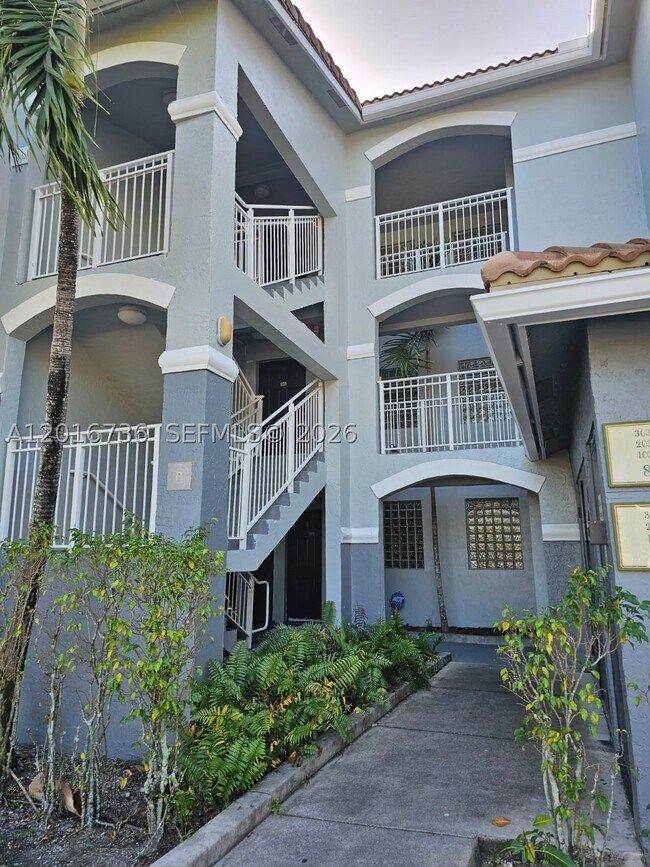 9610 NW 2nd St Unit 8-203