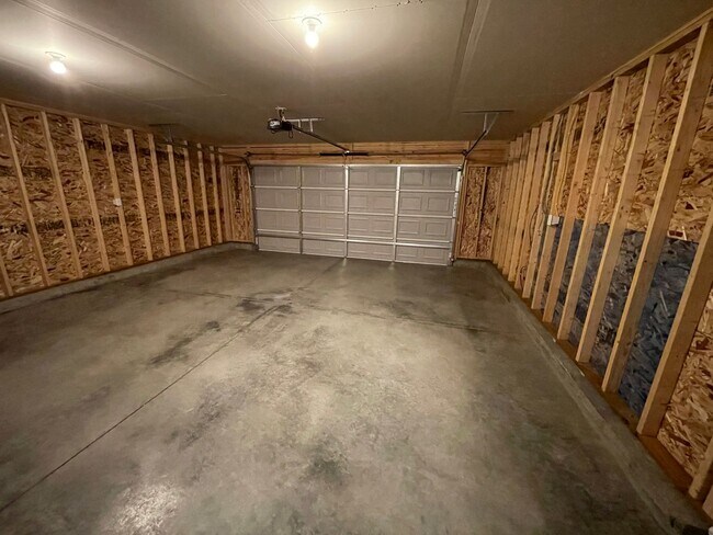 2111 Morocco Dr