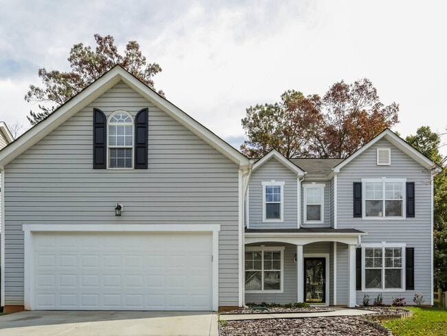 Building Photo - 8264 Chatham Oaks Dr