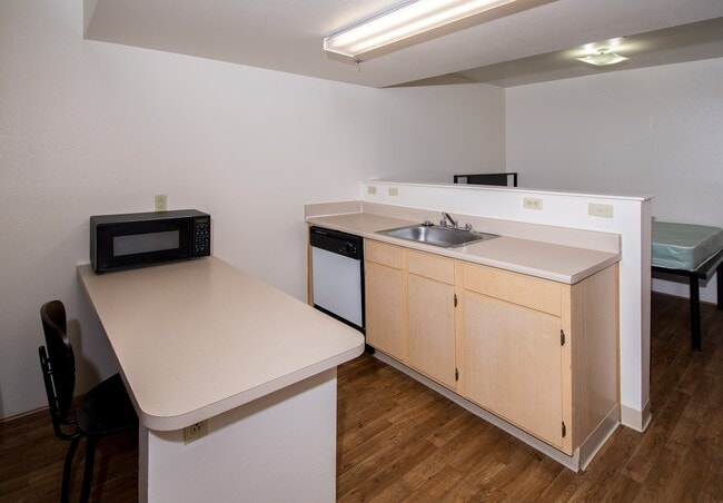 Photo - Highland Village Apartments