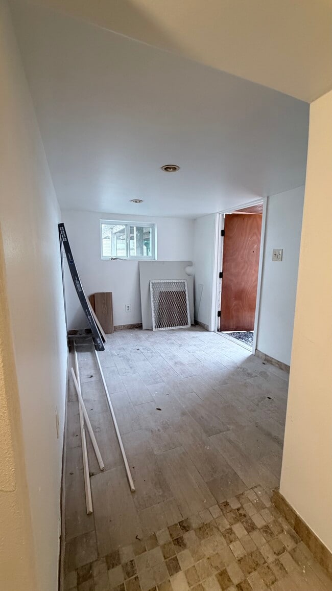 Photo - 3821 Woodleigh St Unit 6