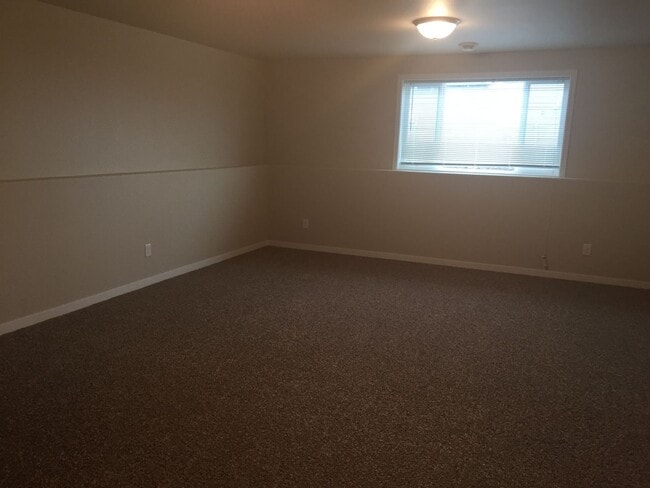 Photo - 3 Bed 2 Bath Twinhome