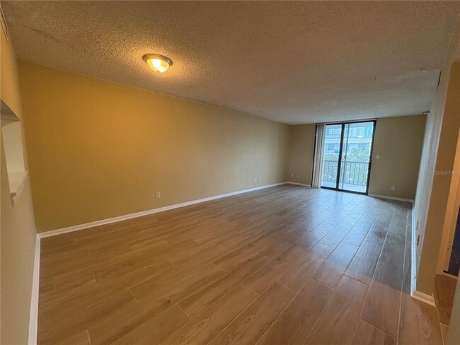 Photo - 201 W Laurel St Unit 608
