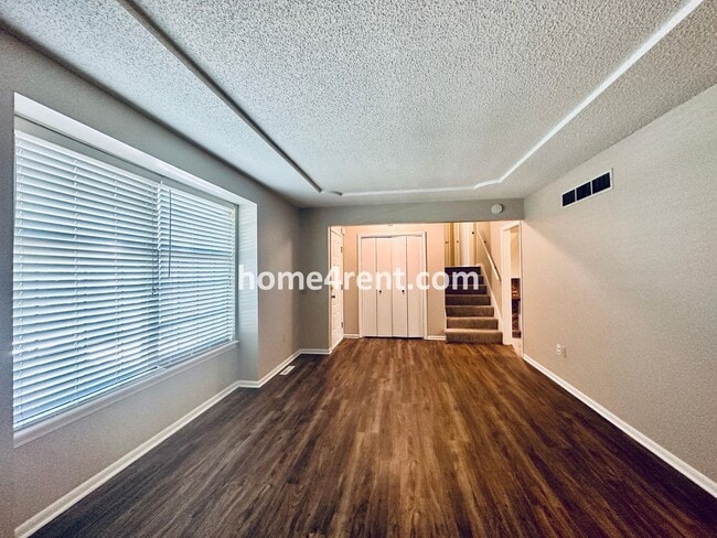 Photo - Beautiful Overland Park Home!