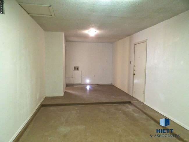 Photo - Great move in ready home close to Ft. Bliss