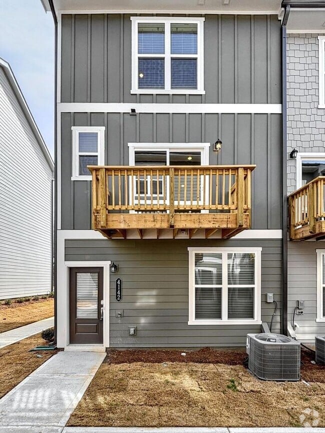 Building Photo - Modern Comfort Meets Convenient Living: Sp... Rental