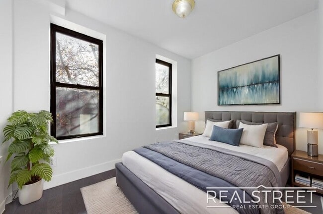 Photo - New 3 BED 1.5 Bath in Bed Stuy! Unit 2R