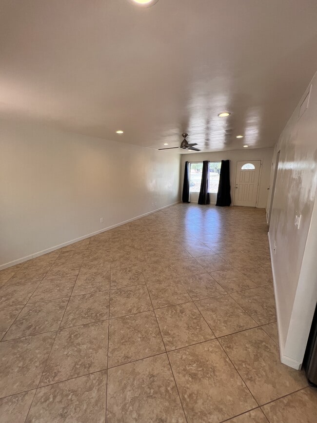 Photo - 1571 S Marmora Ave