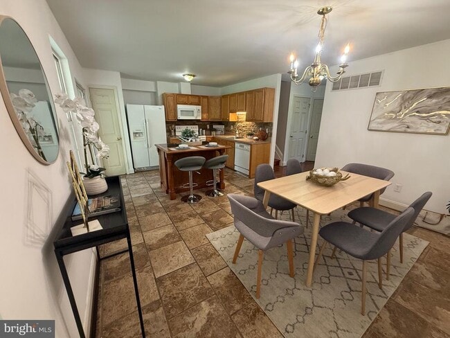 Photo - 1202 Rosegate Ct