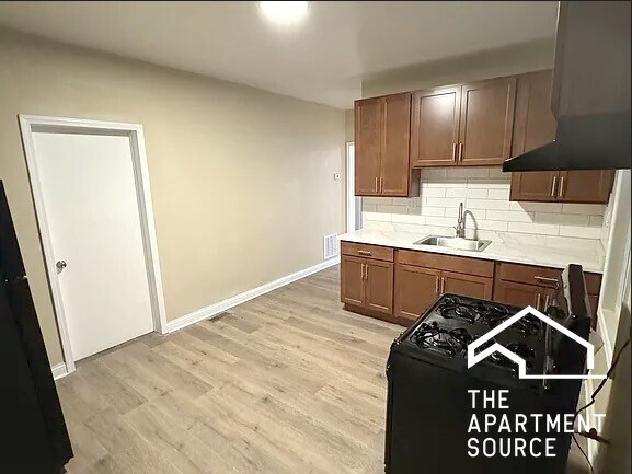 Photo - 8364 S Brandon Ave