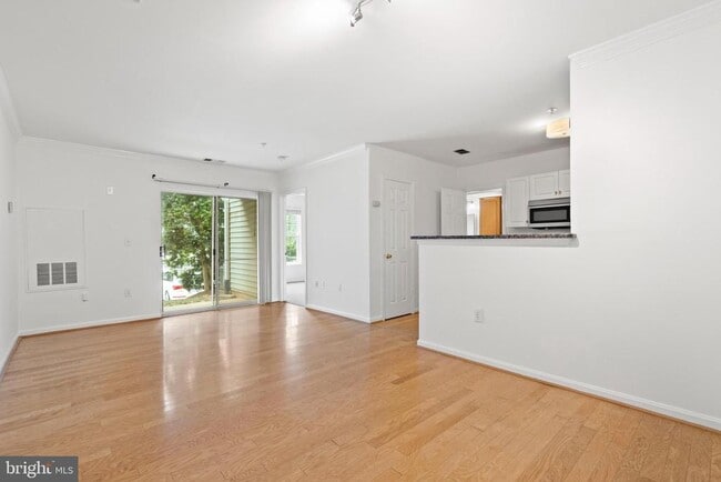 Photo - 4525 Superior Square Unit 4525