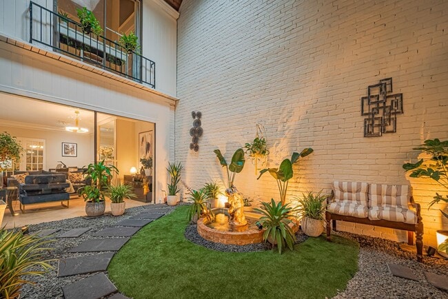 Photo - 3 River Hollow Ln