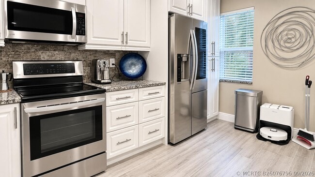 14917 Wedgefield Dr Unit 203