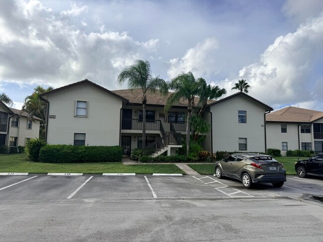 Photo - 7714 Tahiti Ln Unit 203