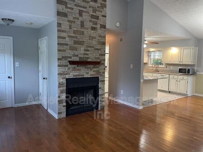 Photo - 7421 Foxhaven Rd House
