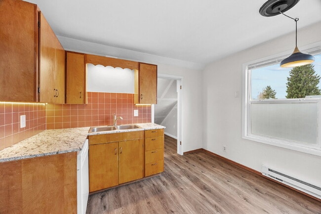 Photo - **WE ALREADY HAVE AN APPLICATION. NO SHOWI... Unidad B