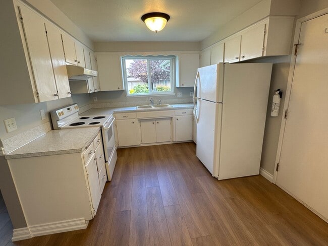 Photo - Peaceful Albany Home with Private Yard