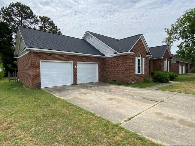 Photo - 1175 Helmsley Dr