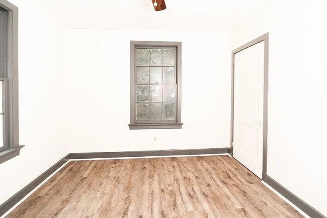 Photo - 1405 Hunt Ave