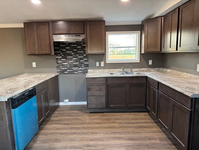 Photo - 178 Layman Rd