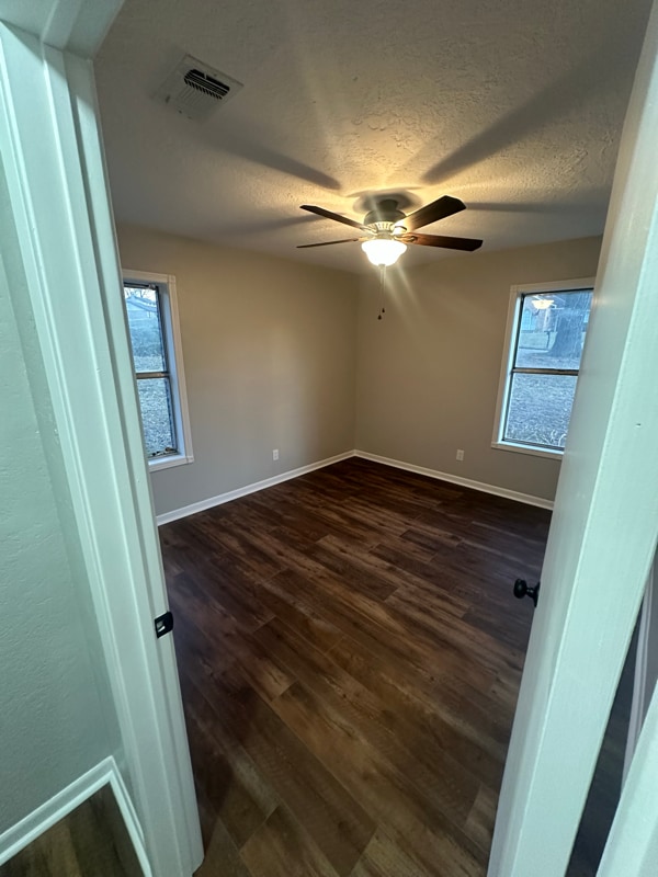 Photo - 1829 Azalea St