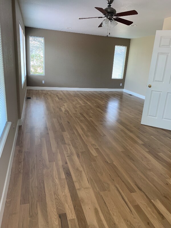 Photo - 1521 Laurenwood Way