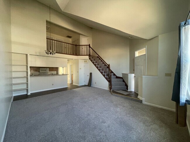 Photo - SPACIOUS 3 BDRM., 2 BTH TOWNHOUSE W/LOFT