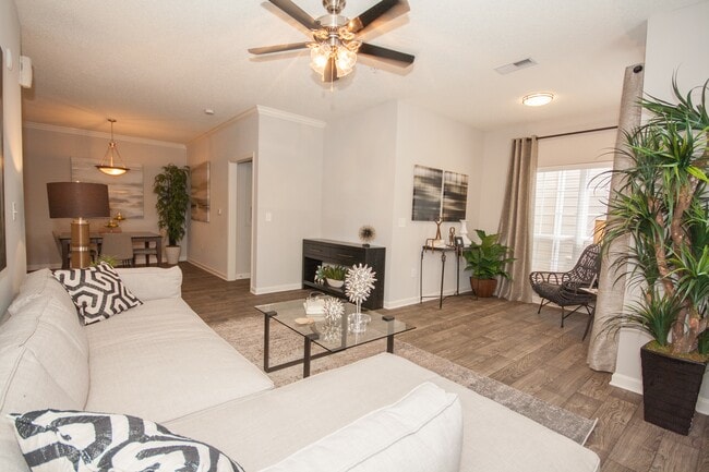 Photo - Stonecreek on the Green