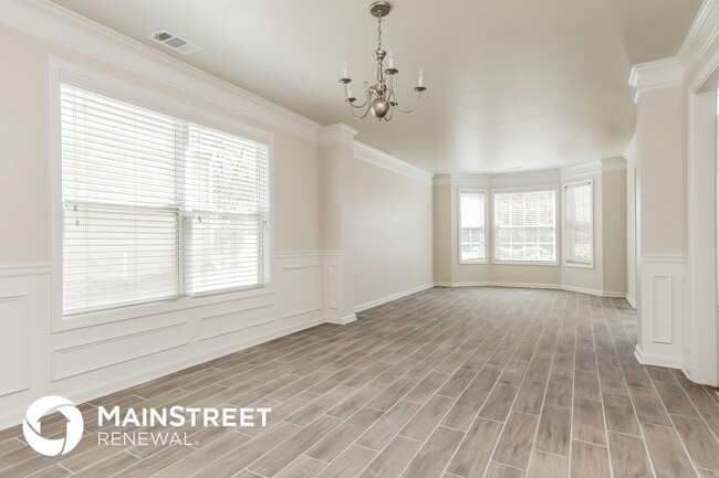 Photo - 304 Hawken Trail