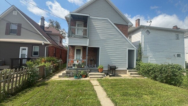 Photo - 743 Forsythe St Unit #2