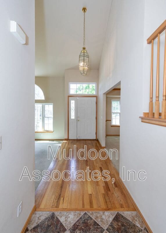 Photo - 140 Ellsworth St