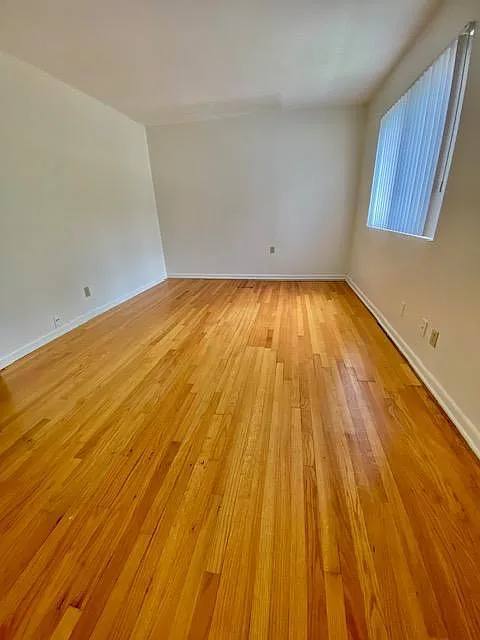 Photo - 4201-4205 Harrison St