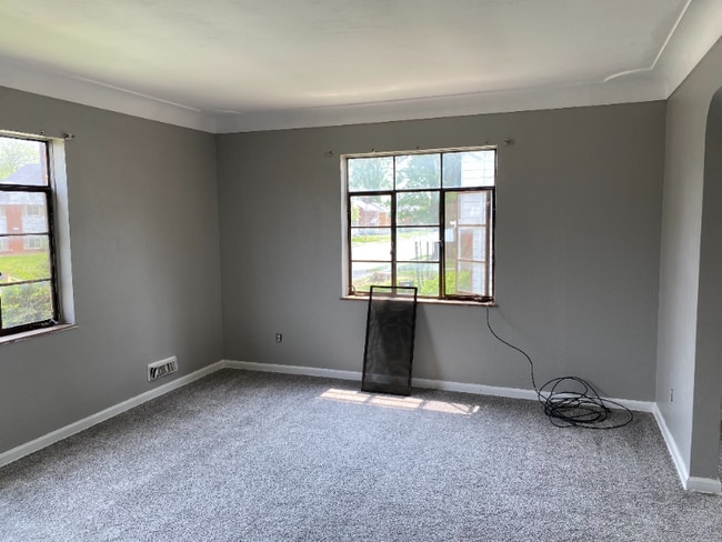 Photo - 3433 Douglas Rd Unit 3