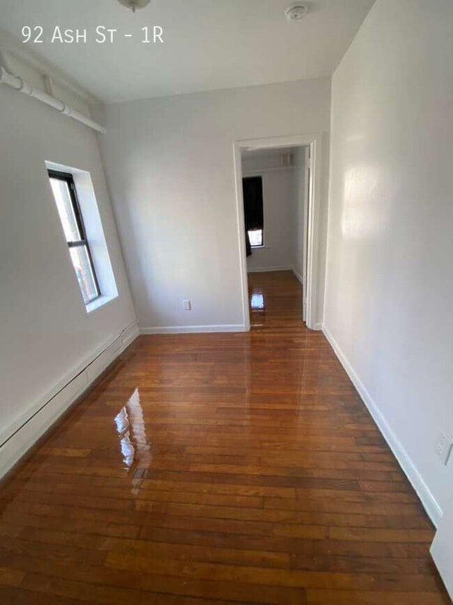 Photo - 92 Ash St Unit 1R