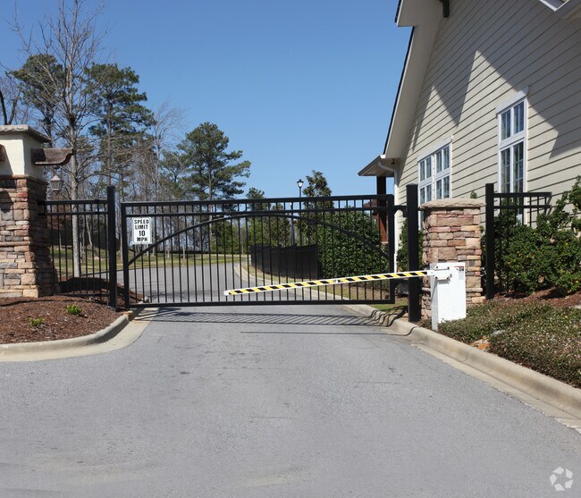 Springs at Gerystone - The Outlook at Greystone Apartment Homes