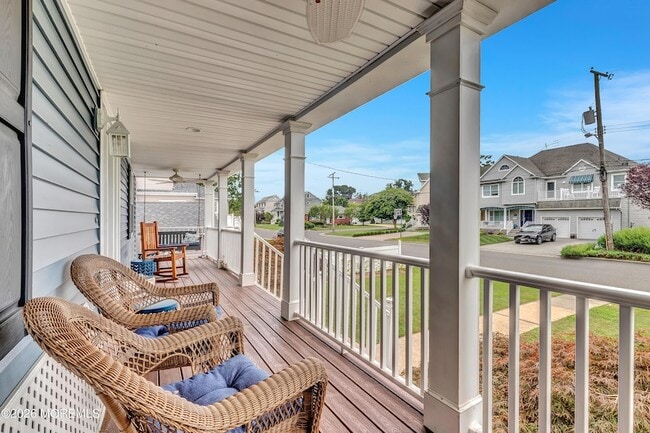 Photo - 393 E Virginia Ave