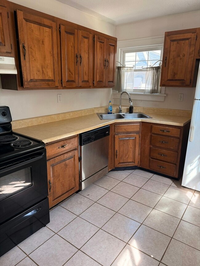Photo - 1653 W Forest Ave