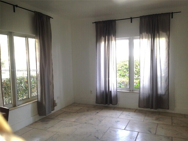 Photo - 1990 Bay Dr Unit 7